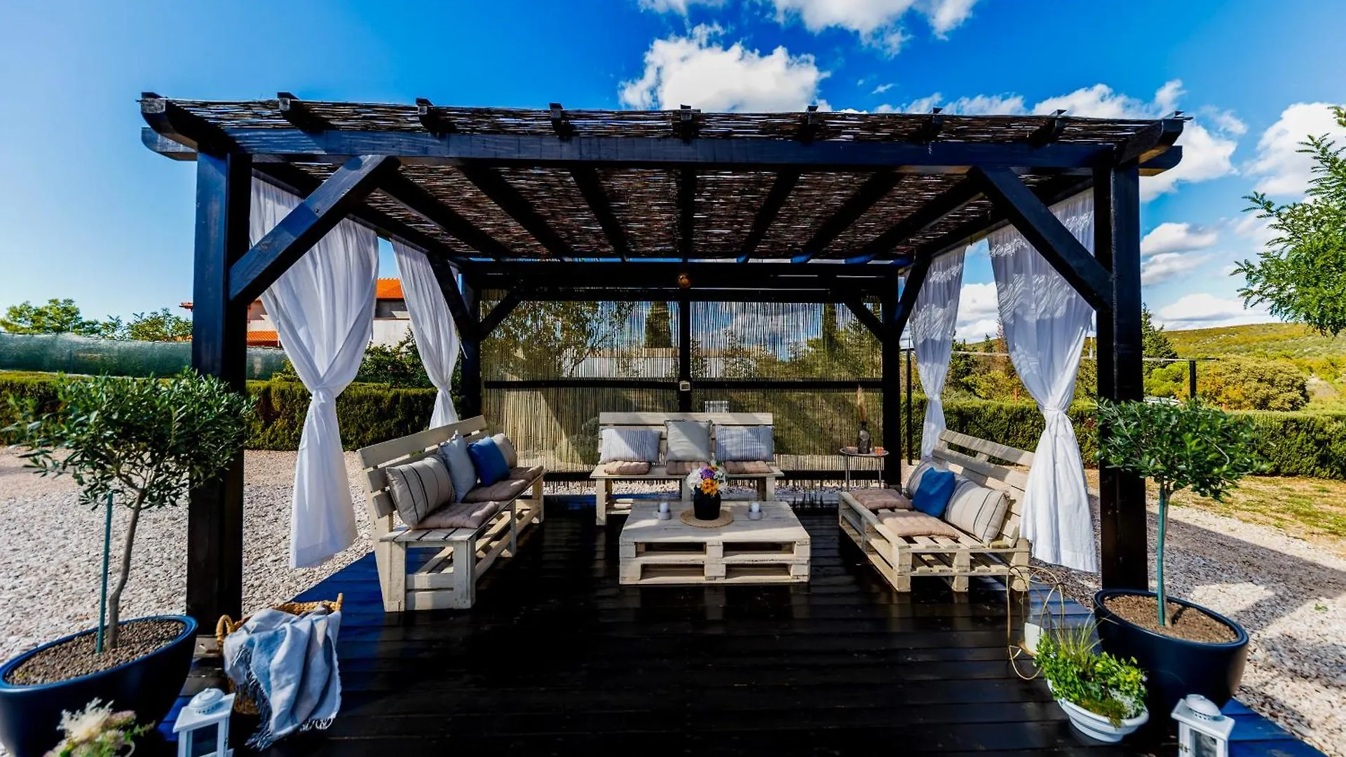 Villa Holiday Home Fabio In Dalmatia With Swimming Pool Banjevci