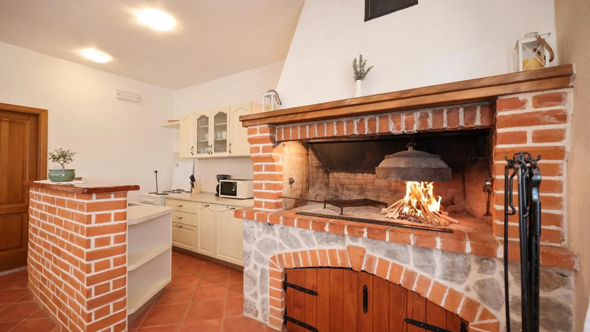 Holiday Home Fabio In Dalmatia With Swimming Pool Banjevci
